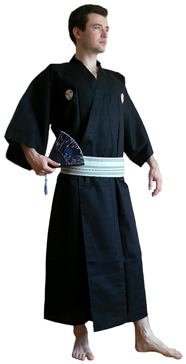 мужское японское кимоно и пояс оби