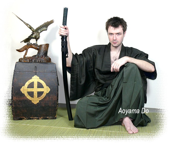 японское кимоно, хакама. одежда самурая. японский меч