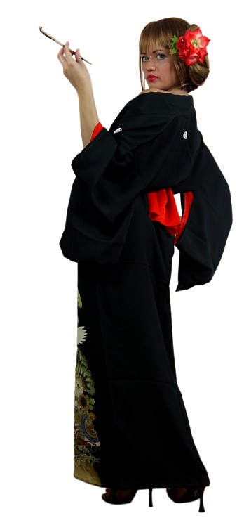 антикварное шелковое кимоно гейши с ручной росписью