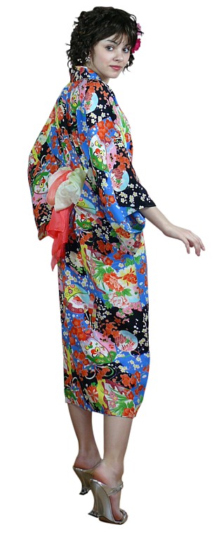 японское кимоно - неповторимый подарок и стильная домашняя одежда