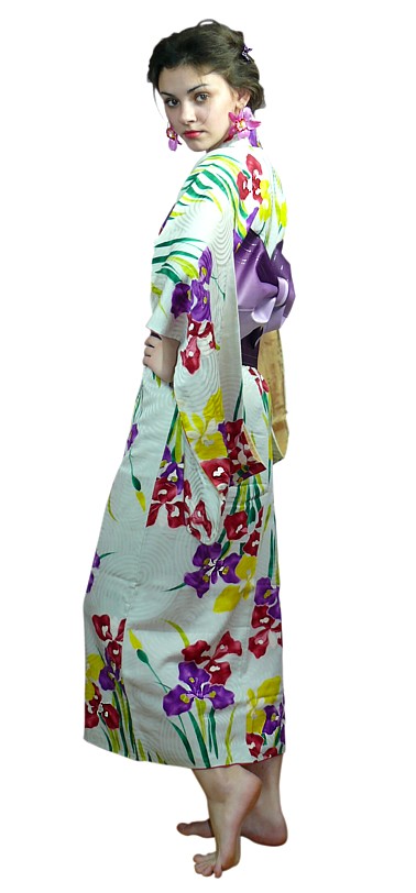 японское шелковое старинное кимоно - эксклюзивная одежда для дома